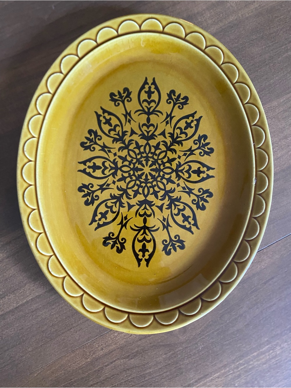 Beautiful Oval Serving Dish Coventry Castillian